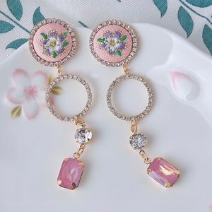 ✨2/$25✨NWT EARRINGS Vintage style embroidered